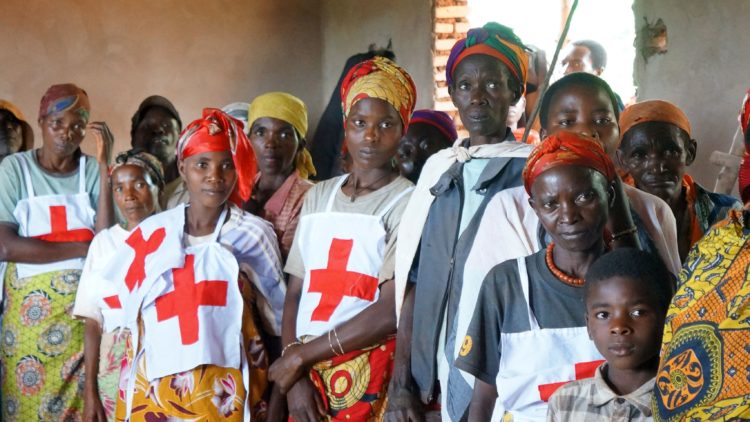 volontaires croix-rouge au Burundi